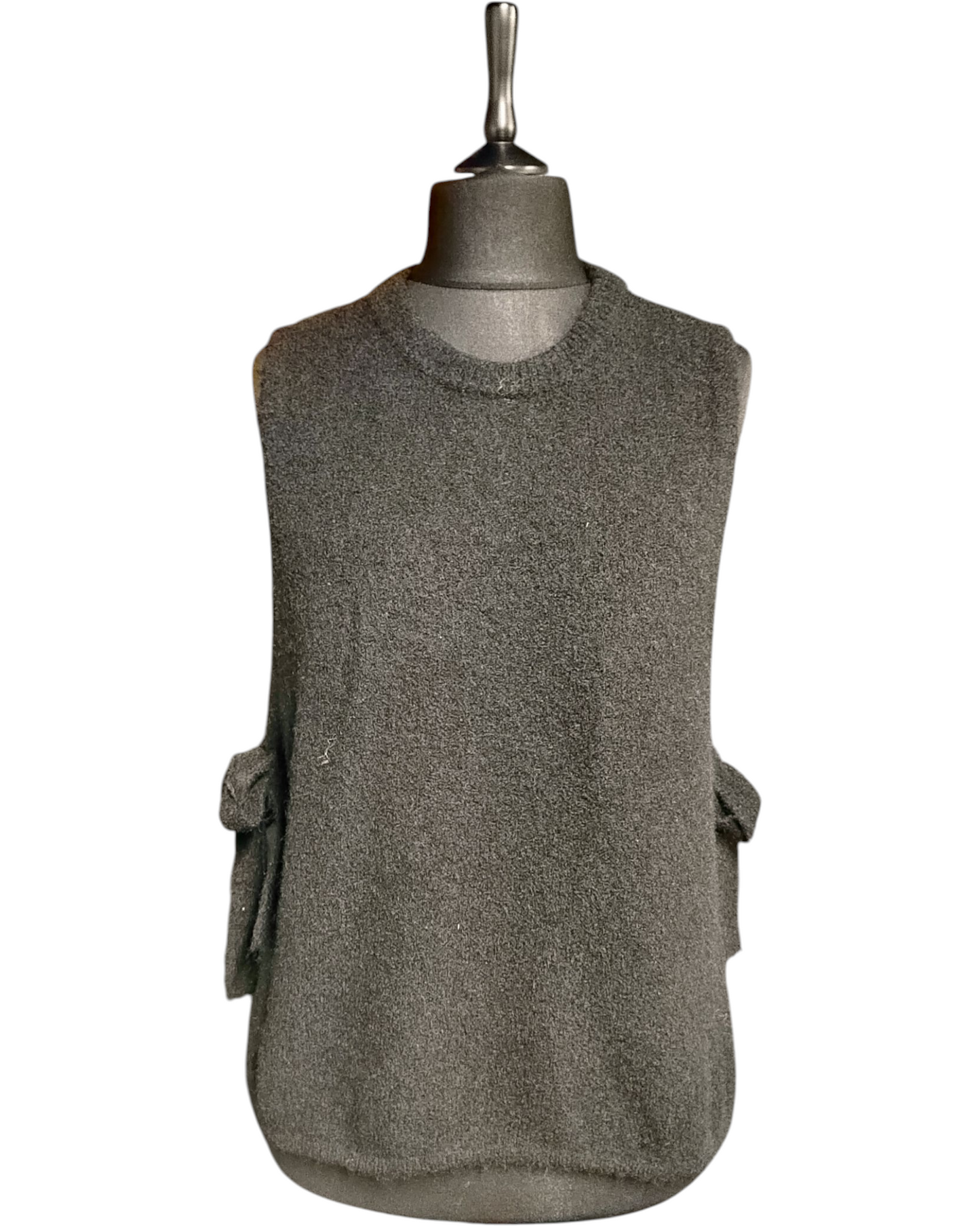 CHOUCHOU(PULL SANS MANCHE)