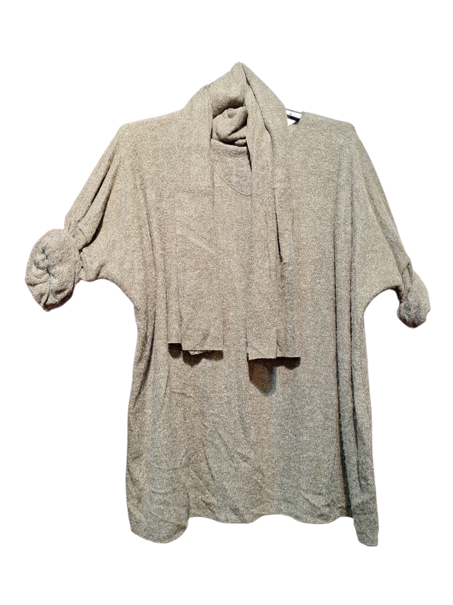 LOLIE (PULL TOUT DOUX) AVEC ÉCHARPE